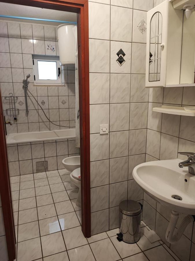 Apartments Dodik Orebić Екстериор снимка
