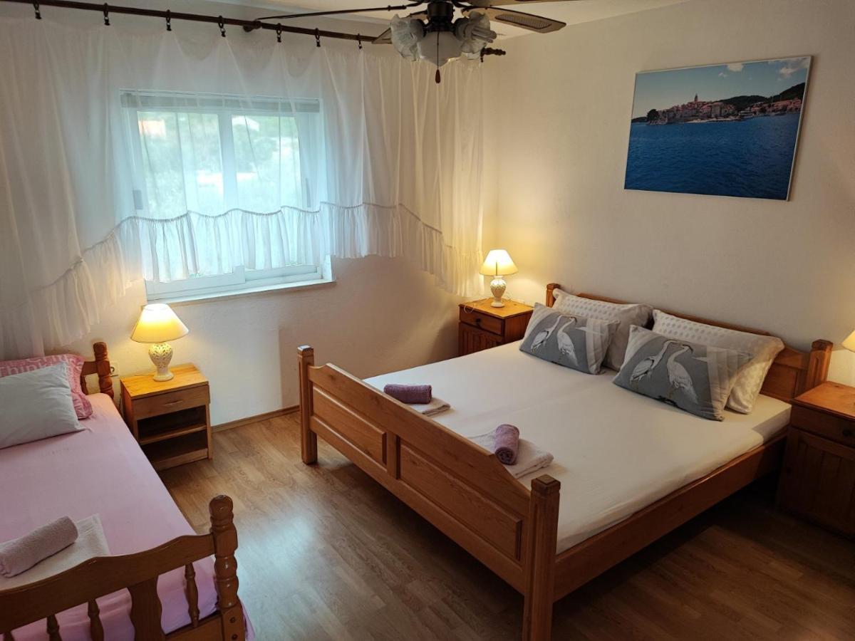 Apartments Dodik Orebić Екстериор снимка