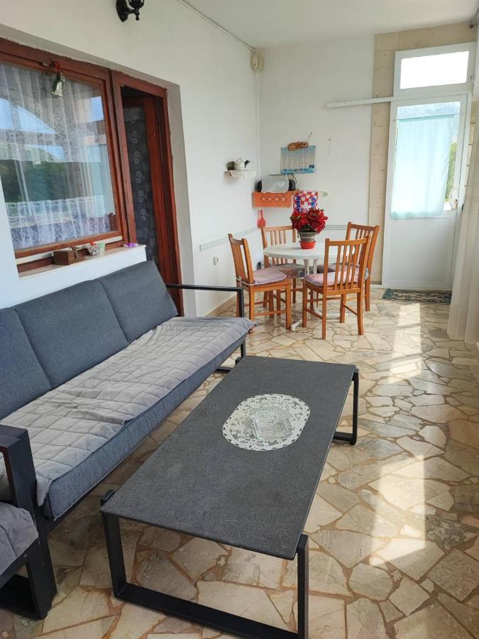 Apartments Dodik Orebić Екстериор снимка