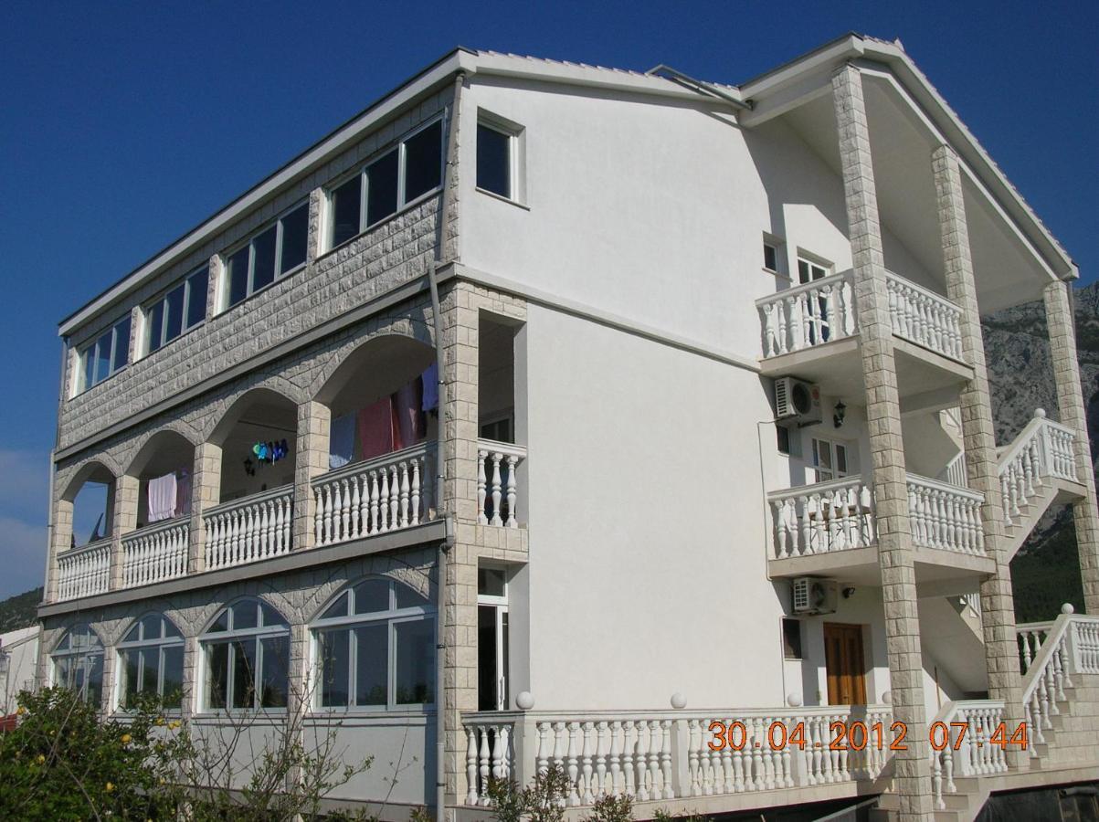 Apartments Dodik Orebić Екстериор снимка